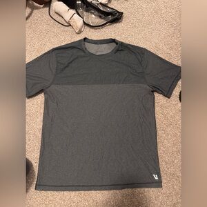 Mens Vuori running tee